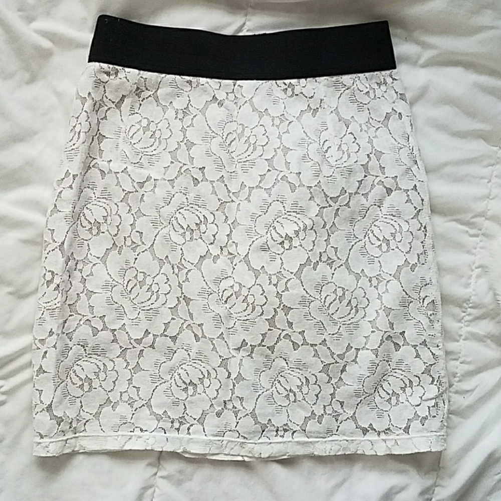 White lace skirt